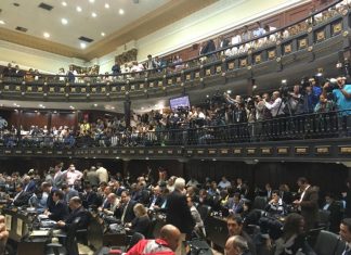 Asamblea Nacional aprueba acuerdo para restablecer el hilo democrático