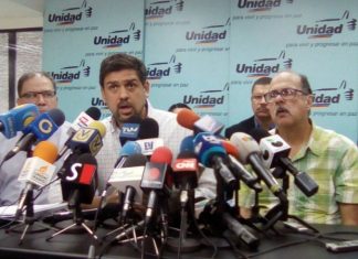 MUD detalla condiciones para sentarse el 11-N en mesa de diálogo