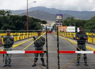 Venezuela: Maduro ordena cerrar frontera con Colombia por 72 horas