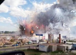 Más de 20 muertos y 70 heridos en explosión en mercado mexicano de pirotecnia