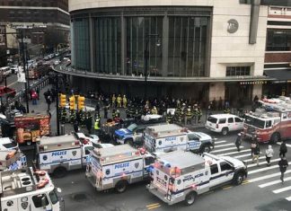 Tren de Nueva York se descarrila y deja a más de 100 personas heridas