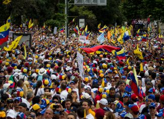 Oposición venezolana marchará hasta la sede del CNE el 23 de enero
