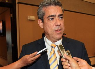 Minsa cita a responsables de publicidad contra el consumo de carne y lácteos