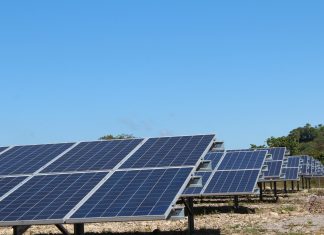 Inauguran en Panamá la planta solar con microinversores más grande del mundo