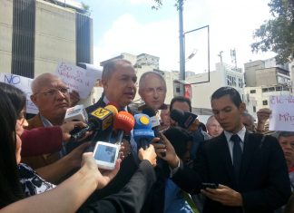 Denuncian acoso del Sebin contra Mitzy de Ledezma