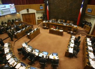 Senado de Chile apoya propuesta para suspender a Venezuela de la OEA