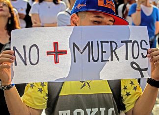 Oposición venezolana insta a aumentar la presión al Gobierno en la calle