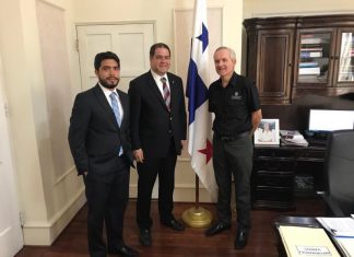 Luis Florido se reunió con el Gobierno de Varela en Panamá