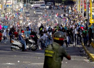 Dos nuevas muertes aumentan la cifra de fallecidos durante protestas en Venezuela