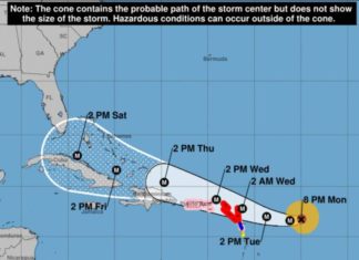 Huracán Irma sube a categoría cinco mientras avanza hacia el Caribe y EEUU