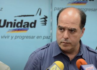 Borges a Maduro: mejor invite a las familias que padecen escasez de medicinas y hambre