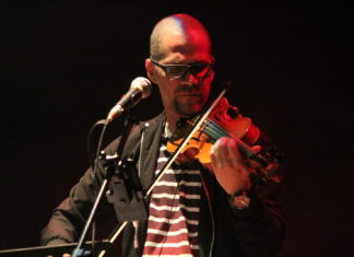 César Natera bautizó su disco Presente Continuo en GuatacaNights Panamá