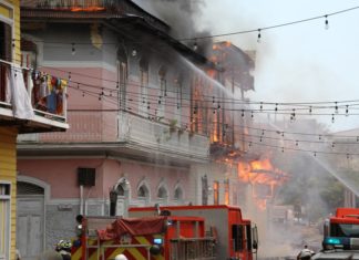 Alcaldía de Panamá brinda asistencia a los afectados en el incendio del Casco Antiguo