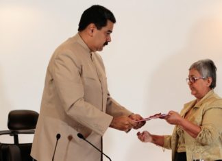 Maduro dice que si gana reelección convocará a diálogo nacional «por la paz»