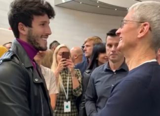 Sebastián Yatra y Tim Cook apoyan la inmigración en una entrevista conjunta