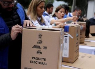 Ecuador elige nuevo presidente este domingo