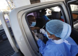 Panamá registra una «dramática» disminución de muertes por la covid-19