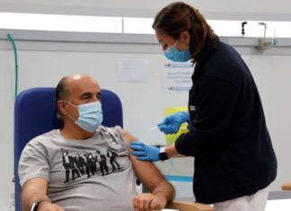 España no permitirá la entrada de viajeros con tarjetas de vacunación que solo digan Vero Cell