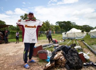Venezolanos atraviesan la selva del Darién en busca del “Sueño Americano”