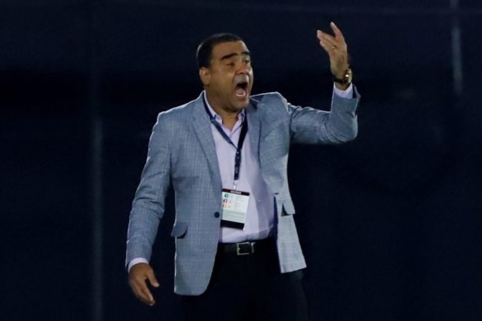 Leonardo González dirigirá interinamente a la Vinotinto tres partidos más