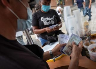La actividad económica en Venezuela subió 6,8 % en 2021, según datos de ONG