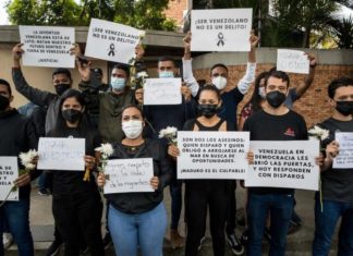 Venezolanos piden a Trinidad y Tobago justicia por el «asesinato» de un niño