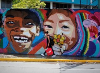 Panamá elimina el uso obligatorio de la mascarilla en espacios abiertos