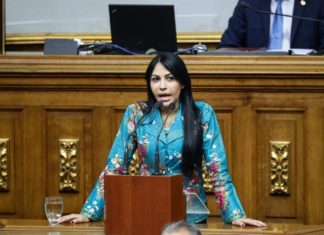 Gobierno venezolano busca cerrar casos investigados por la CPI, según una opositora