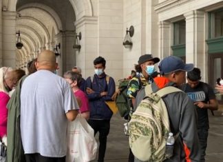 Autobús con migrantes venezolanos, colombianos, cubanos y nicaragüenses llegó a Washington