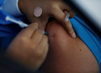 OPS: Panamá entre los países con mayor población completamente inmunizada