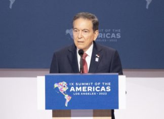 #CumbredelasAméricas El presidente de Panamá urge a frenar la migración irregular en América