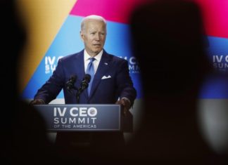 Biden dice que su visión para América está «a años luz» de la que tuvo Trump