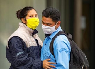 Por qué una persona puede contagiarse COVID y su pareja no