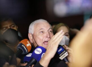 Martinelli renuncia a su candidatura presidencial independiente en Panamá