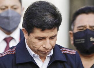 El Congreso de Perú destituye al presidente Castillo