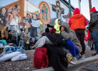 Migrantes venezolanos en El Paso temen detenciones y deportaciones masivas