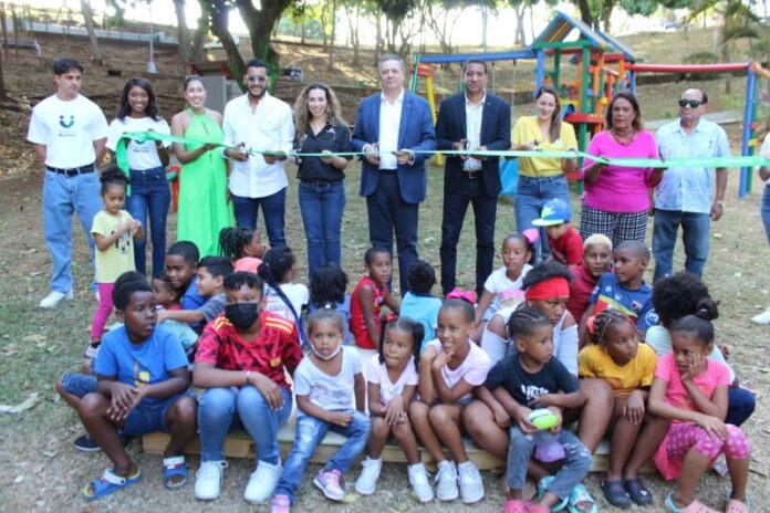 Banesco Panamá inauguró el Parque del Amor en Ciudad de Panamá. Foto: David Alejandro Chacón