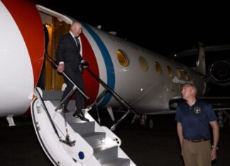 Secretario del Departamento de Seguridad Nacional de Estados Unidos llegó a Panamá para discutir el tema migratorio