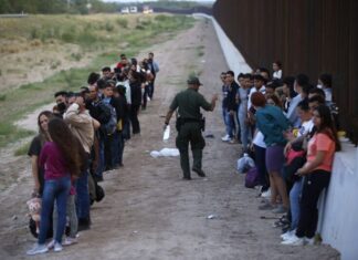 EEUU anuncia operación especial contra migrantes en la frontera sur