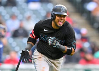 «La Regadera» Luis Arráez, el venezolano que dejó impresionado al Salón de la Fama panameño Rod Carew
