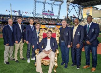 ¡Sigue siendo El Rey! El venezolano Félix Hernández fue exaltado al Salón de la Fama de los Marineros de Seattle