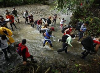 Agencia de la ONU para refugiados insta a países a disuadir a los migrantes de rutas peligrosas