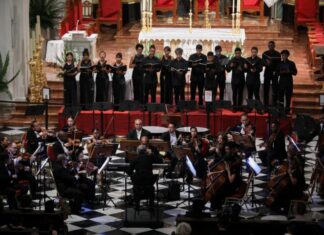 Orquesta Sinfónica se luce con concierto de música sacra para conmemorar la Semana Mayor