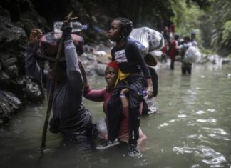 Panamá y Colombia no protegen a los migrantes en la ruta del Darién, según HRW