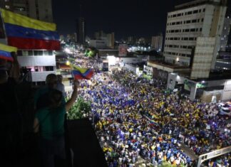 Multitudinario cierre de campaña de Edmundo González y María Corina Machado en Maracaibo (FOTOS+VIDEOS)