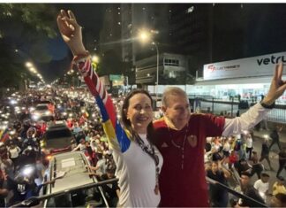 Impresionante la marcha de María Corina Machado y Edmundo González en Caracas