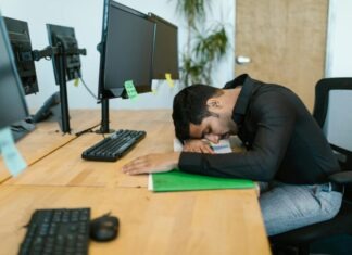 Casi 9 de cada 10 personas trabajadoras en Panamá experimentan el síndrome de burnout