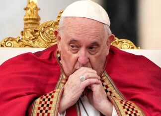 En el hospital, el Papa ha descansado bien durante la noche