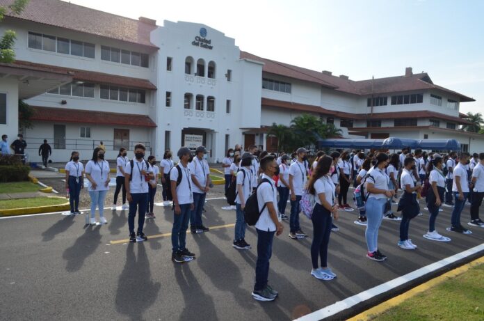 La-Academia-Bilingue-Panama