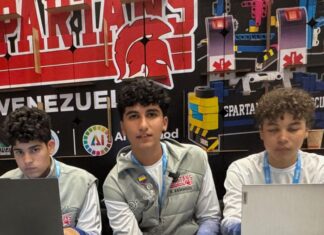 Adolescentes venezolanos ganan en Suiza concurso de robótica en cumbre global sobre IA